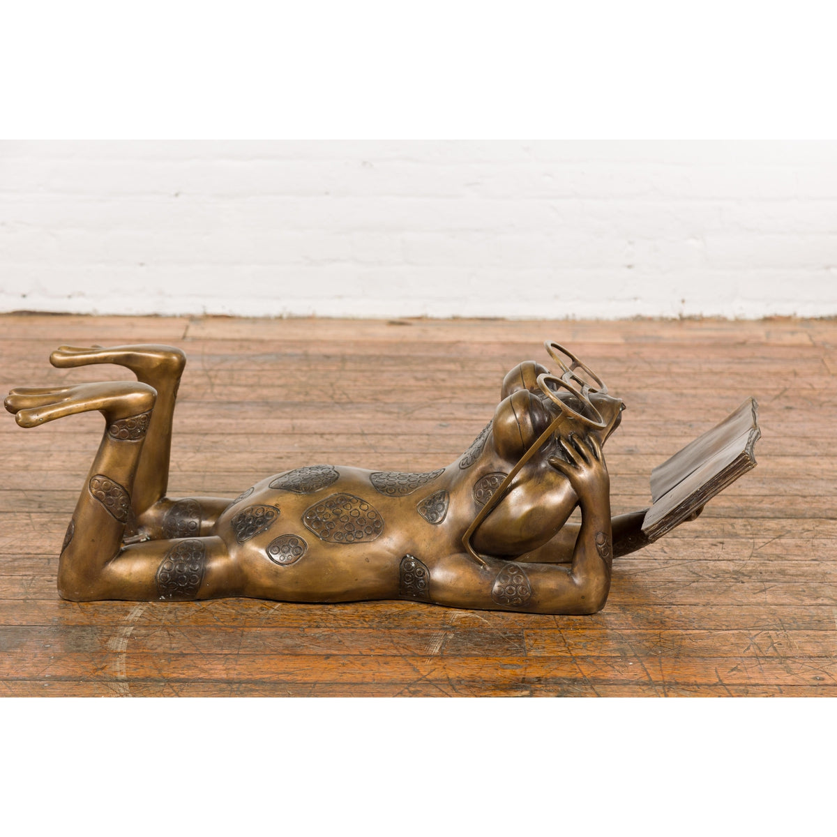 Gold Colored Bronze Frog Sculpture-2. Asian & Chinese Furniture, Art, Antiques, Vintage Home Décor for sale at FEA Home