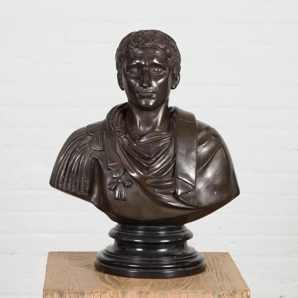 Bronze Bust of Roman Emperor Caesar Augustus-1. Asian & Chinese Furniture, Art, Antiques, Vintage Home Décor for sale at FEA Home