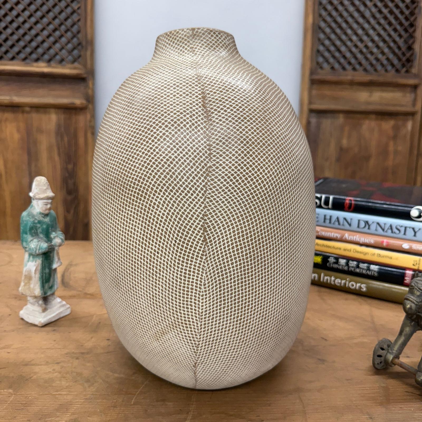 Round Brown &amp; White Small Checkered Patterned Ceramic Vase, SKU , image 6
