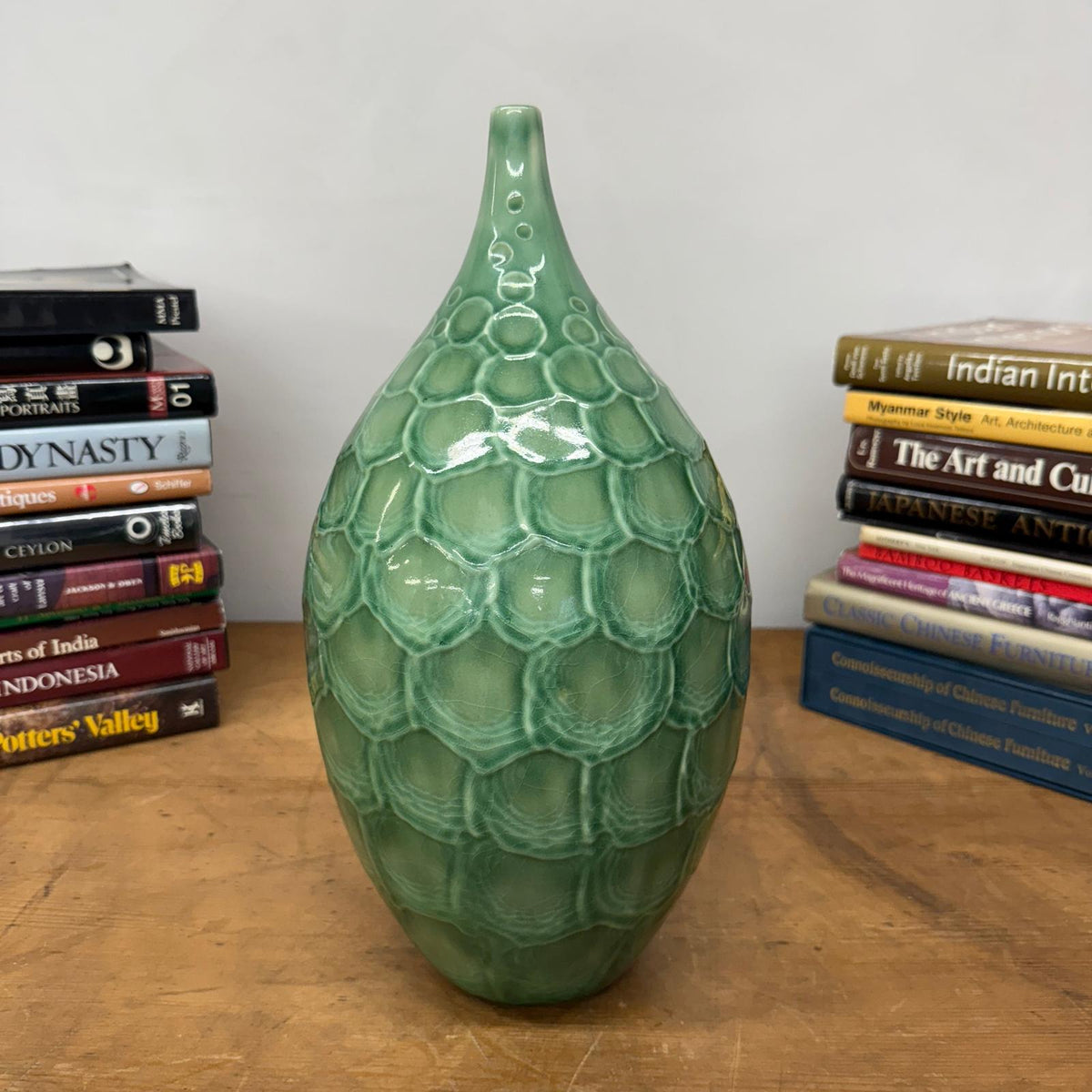 Round Green Snakeskin Design Vase with Small Narrow Neck