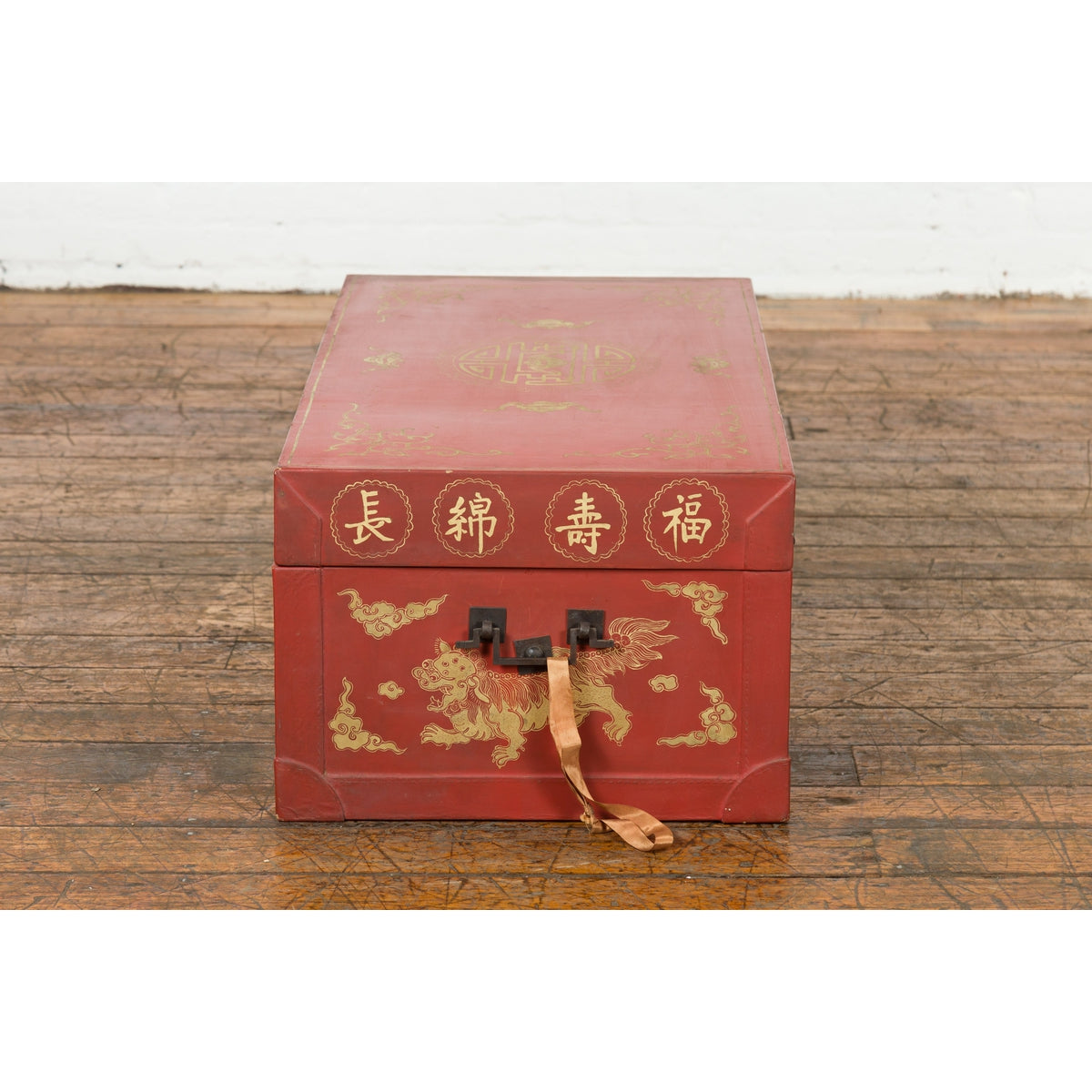 Chinese Red Lacquered Blanket Chest with Gilt Motifs and Guardian Lions-13. Asian &amp; Chinese Furniture, Art, Antiques, Vintage Home Décor for sale at FEA Home