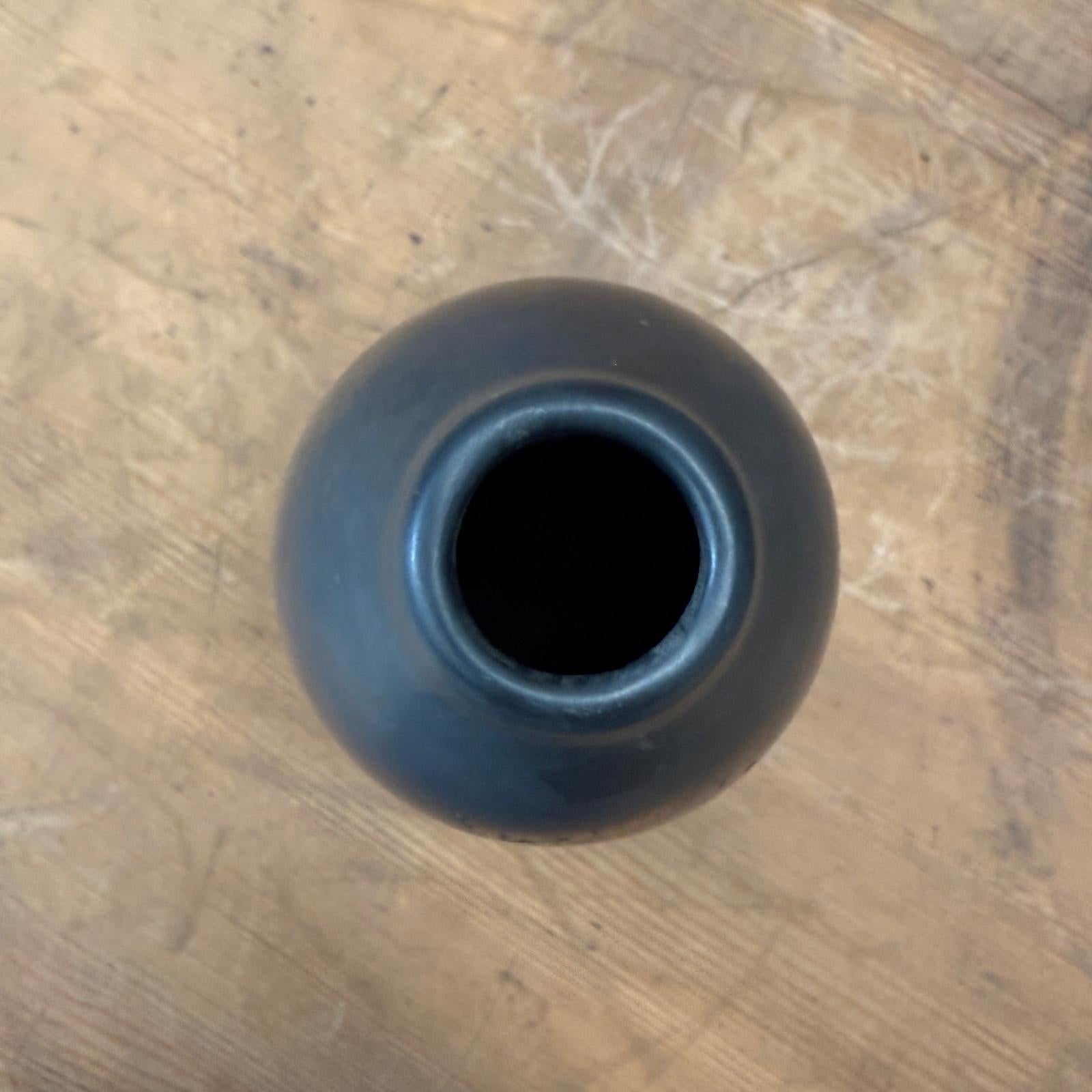 Skinny Midnight Black Ceramic Matte Vase with Brown Base - FEA Home