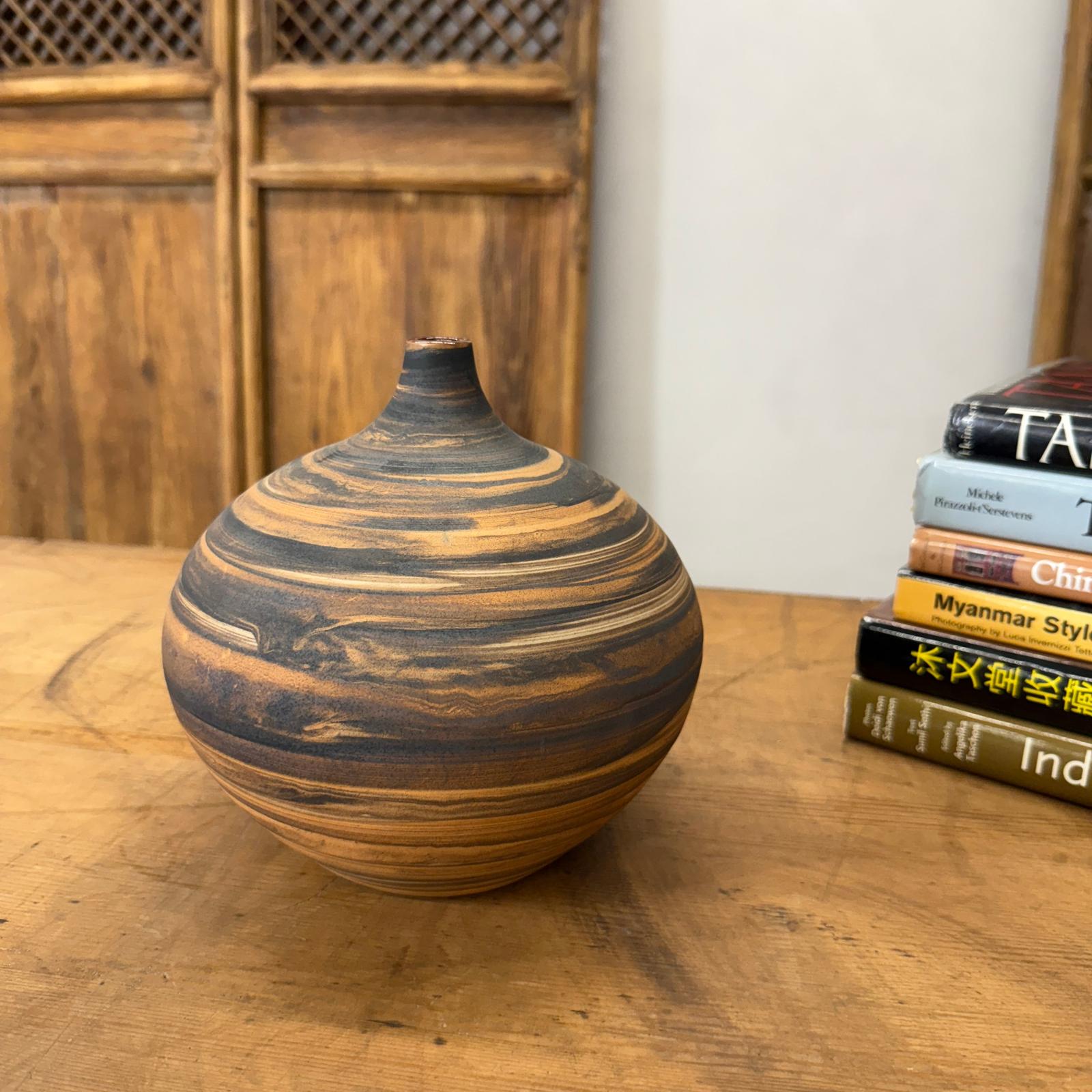Small Black and Orange Canyon Drift Round Prem Vase, SKU , image 2