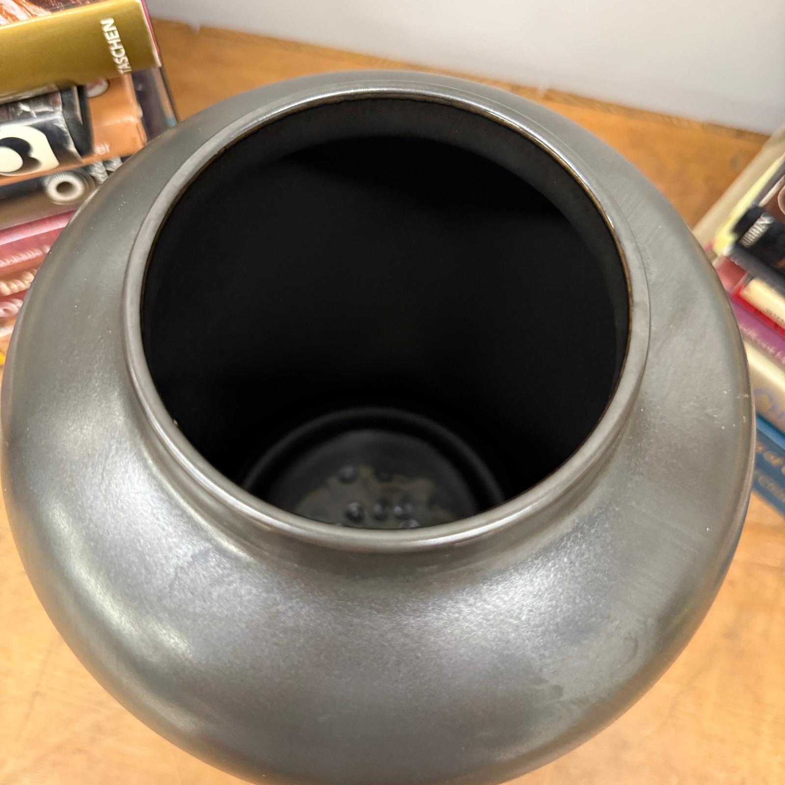 Smokey Storm Grey Ceramic Vase with Bold Silhouette - FEA Home