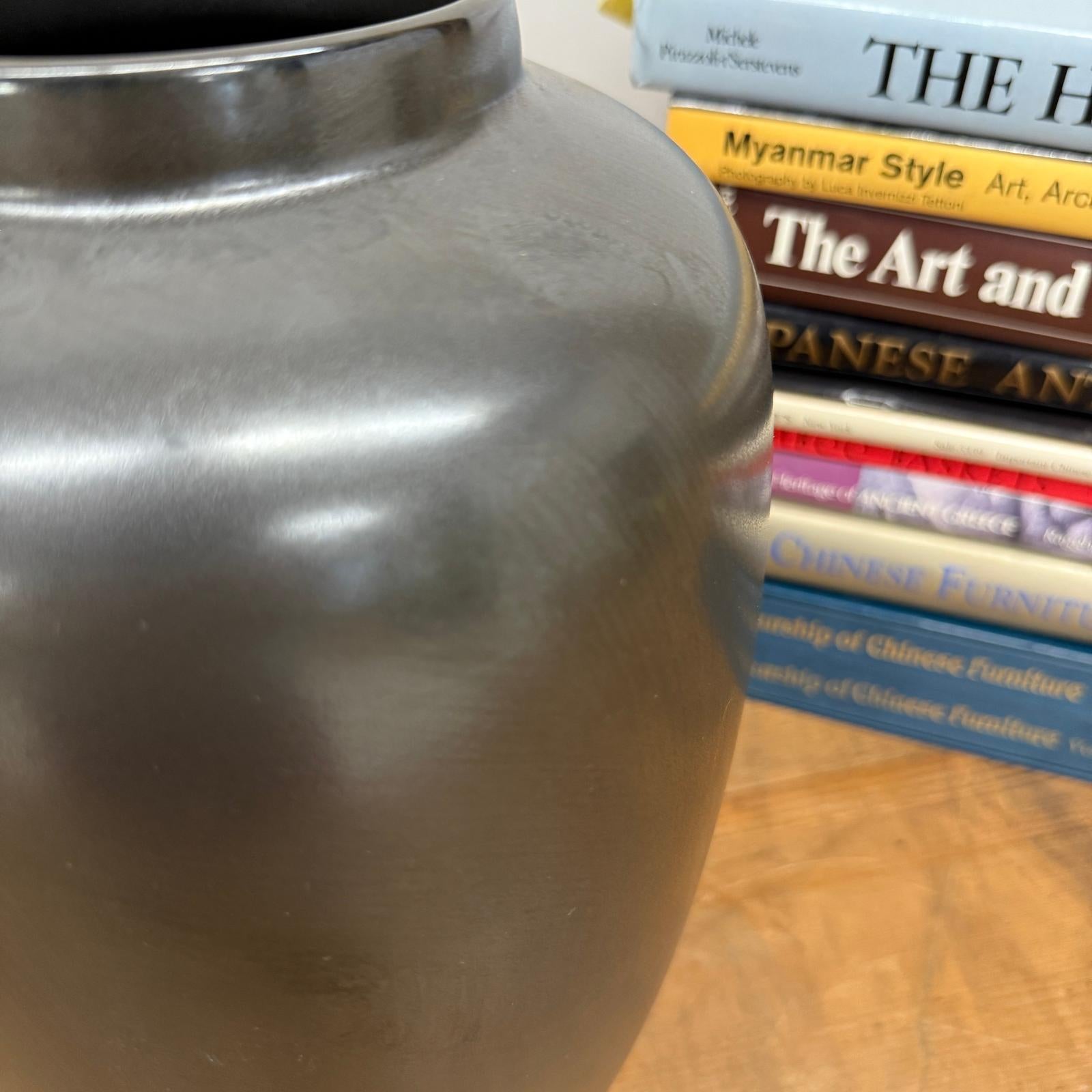 Smokey Storm Grey Ceramic Vase with Bold Silhouette - FEA Home
