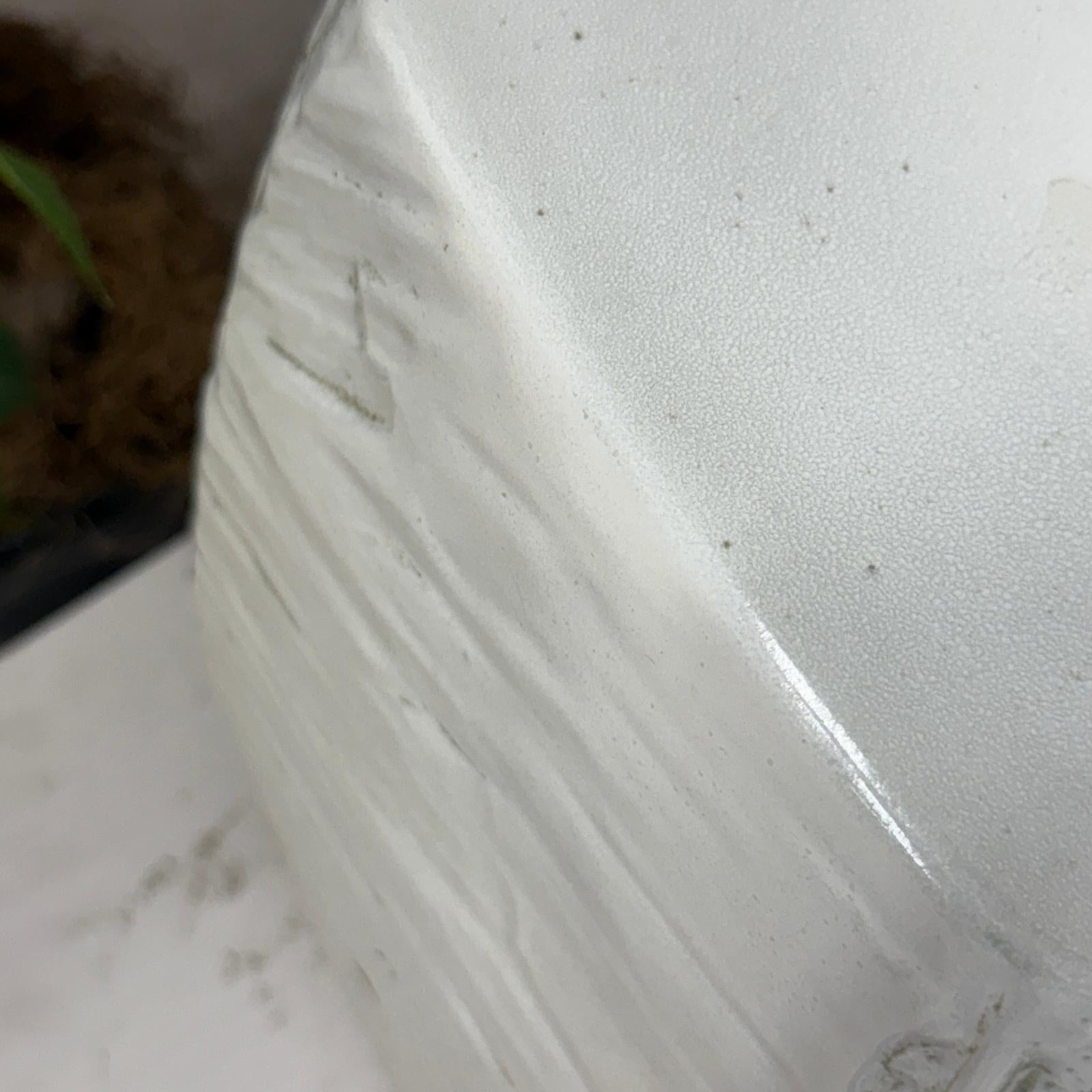 Textured White Glazed Ceramic Pedestal with Brown Detail - FEA Home