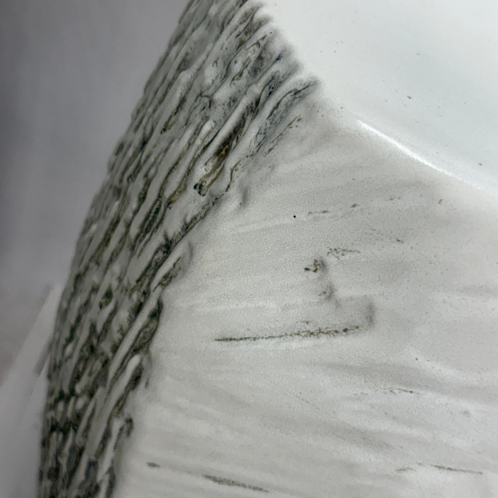 Textured White Glazed Ceramic Pedestal with Brown Detail - FEA Home