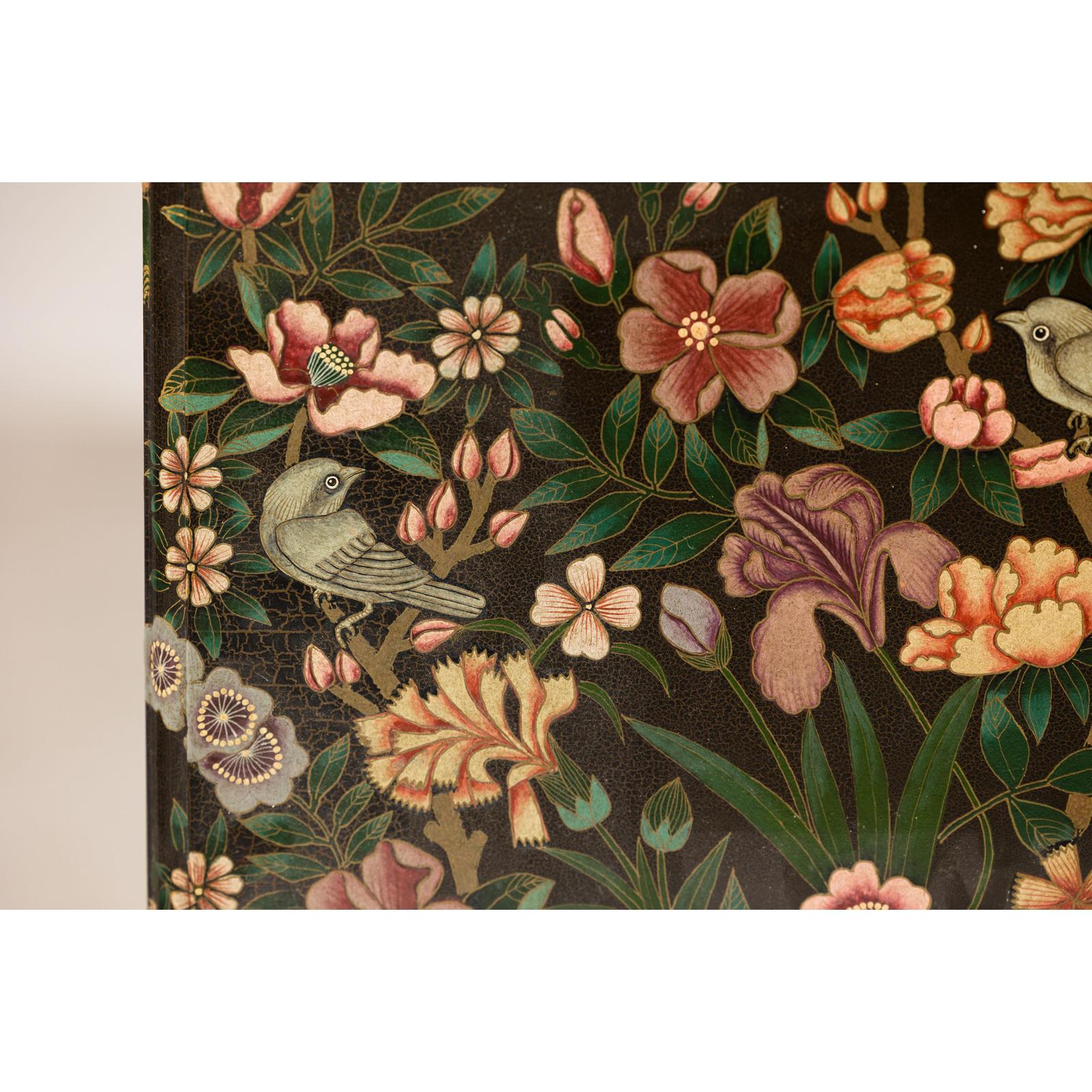 Vintage Black Lacquer Box with Flowers &amp; Birds and Felt Interior