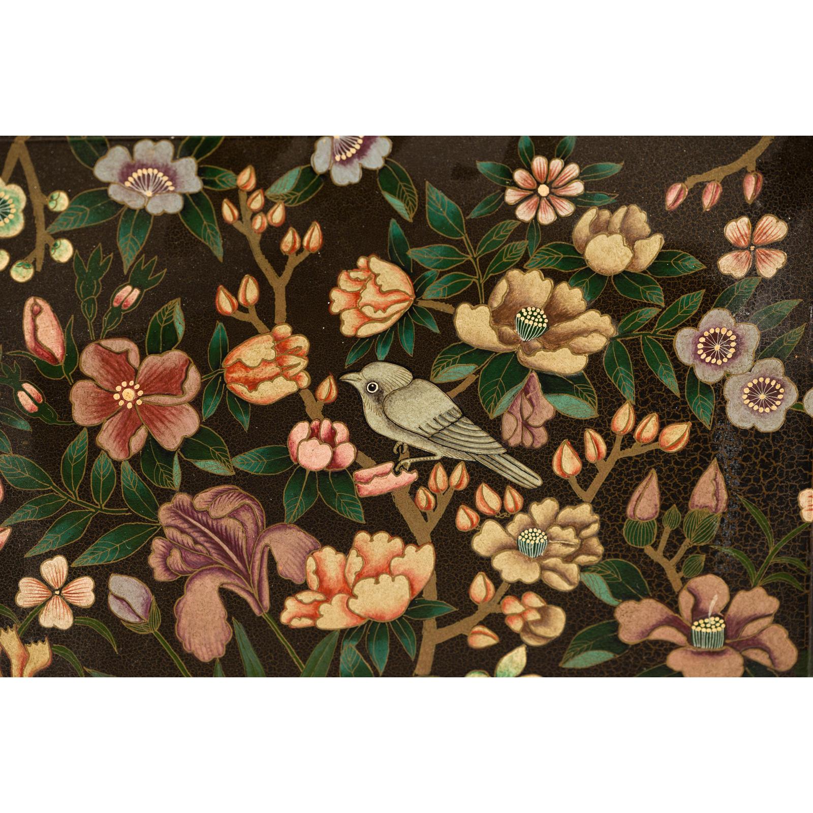 Vintage Black Lacquer Box with Flowers &amp; Birds and Felt Interior
