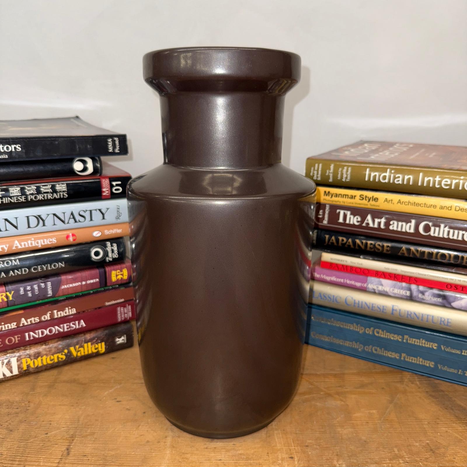Warm Deep Brown Ceramic Vase with Cylindrical Form - FEA Home