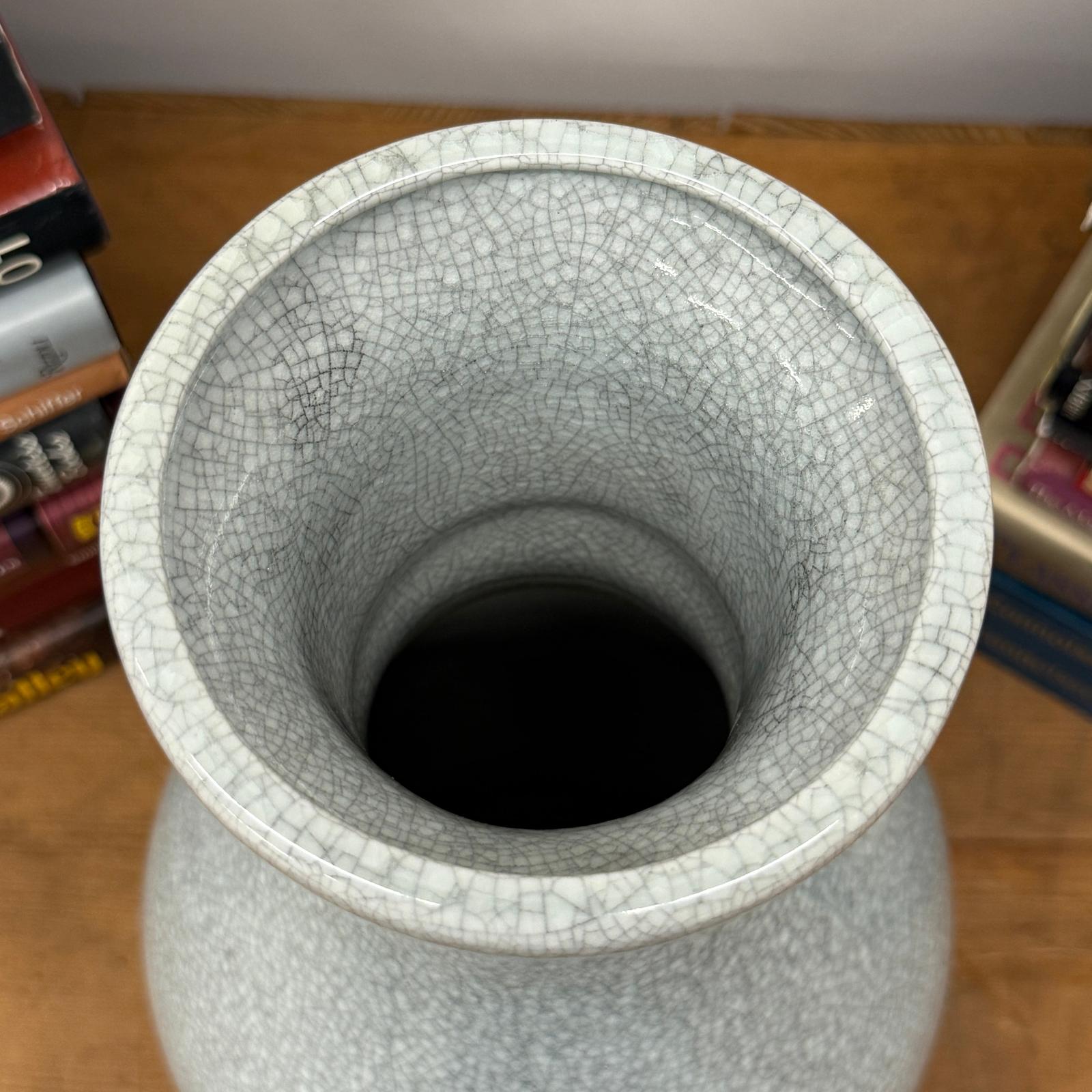 White Crackle Glaze Vase with Elegant Curved Silhouette, SKU , image 4