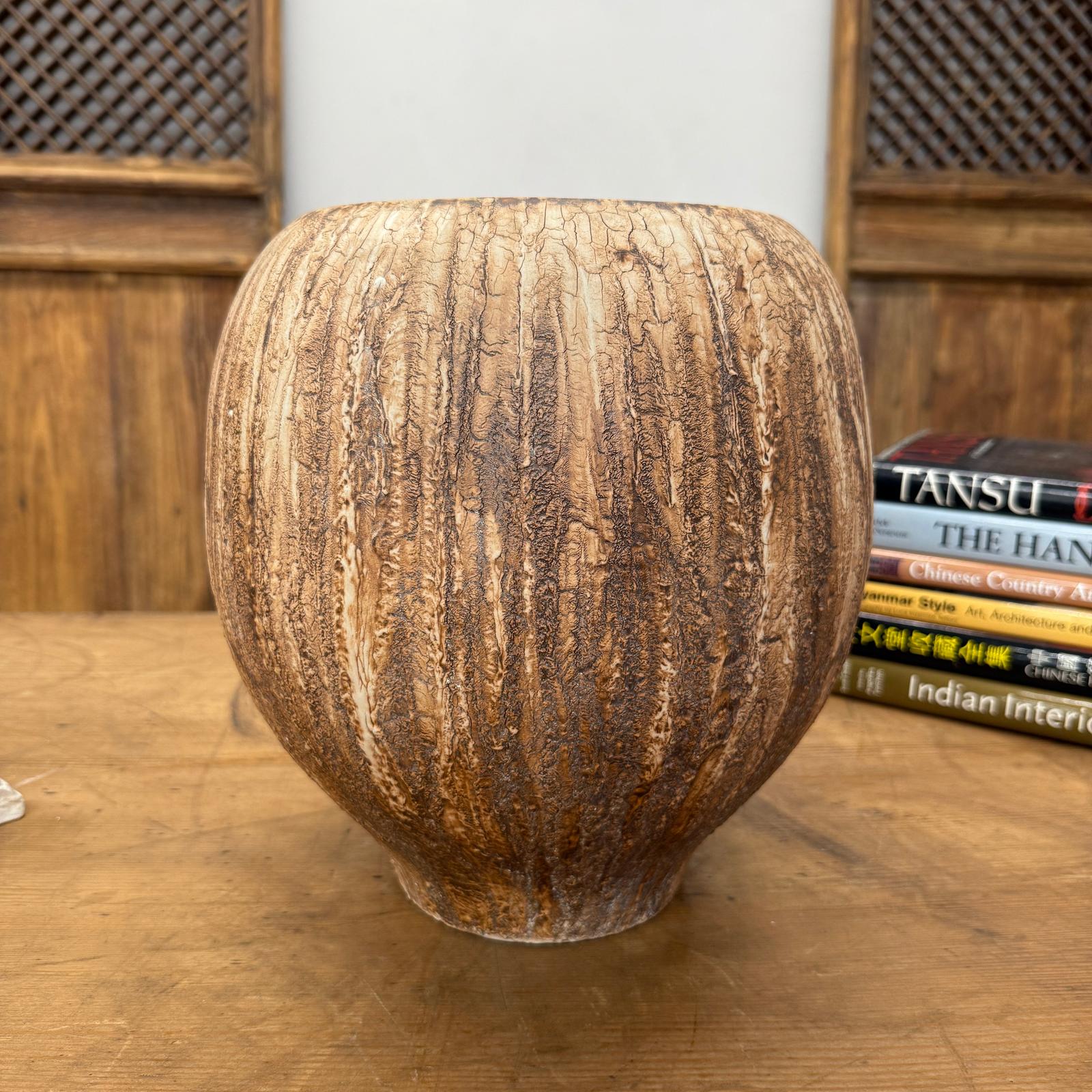 Wide RoundedTextured Two-Tone Cafe Mocha Brown Ceramic Vase - FEA Home