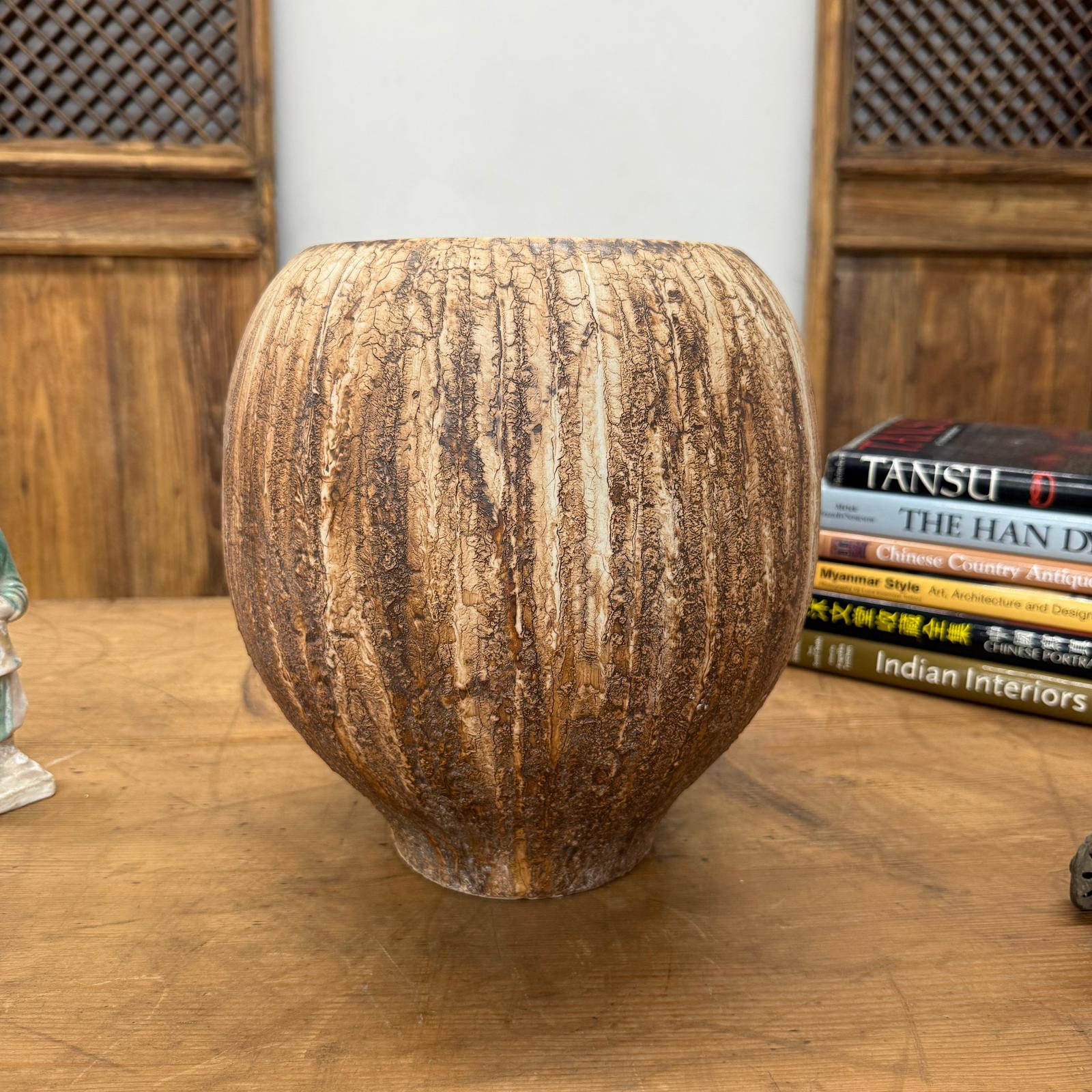 Wide RoundedTextured Two-Tone Cafe Mocha Brown Ceramic Vase - FEA Home