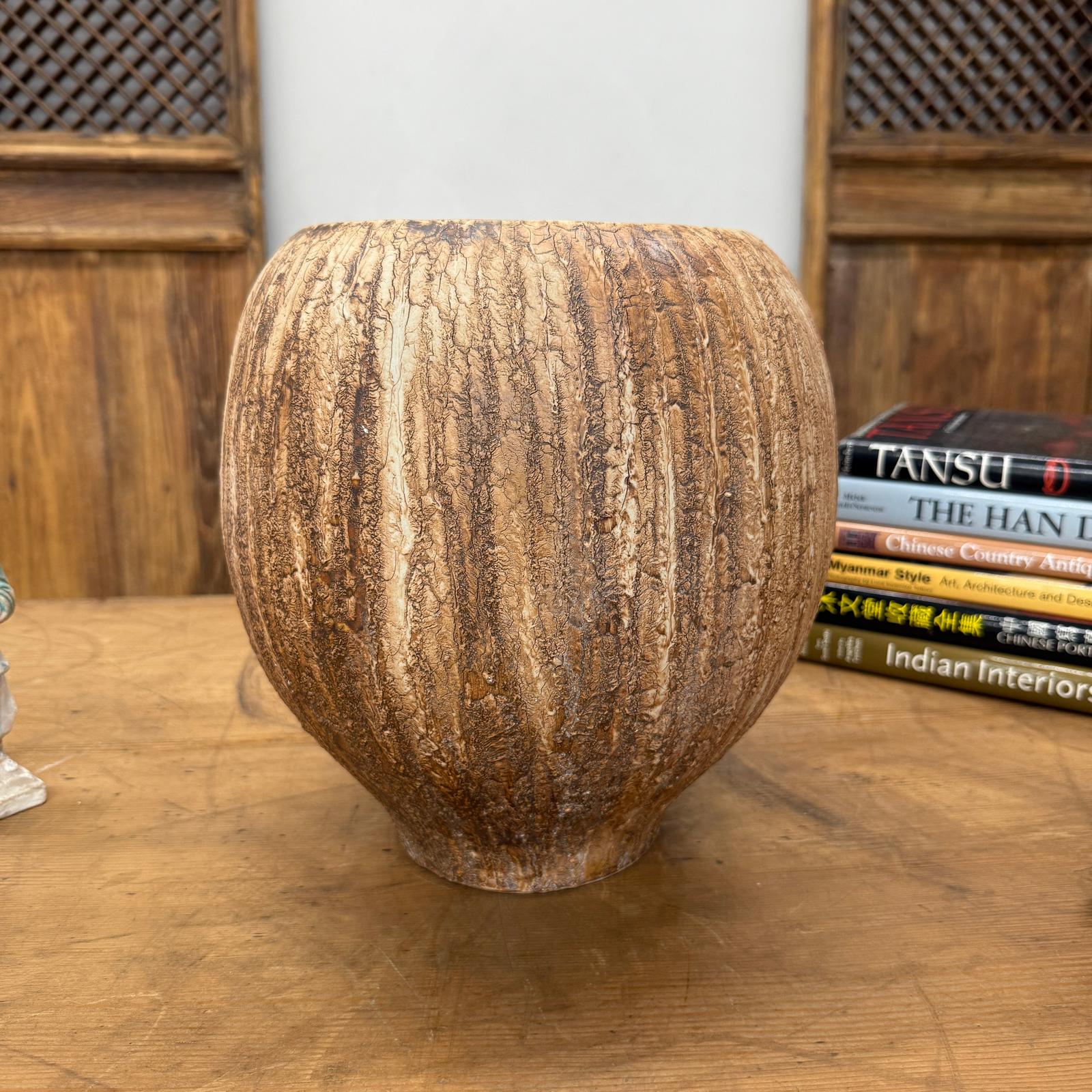 Wide RoundedTextured Two-Tone Cafe Mocha Brown Ceramic Vase - FEA Home