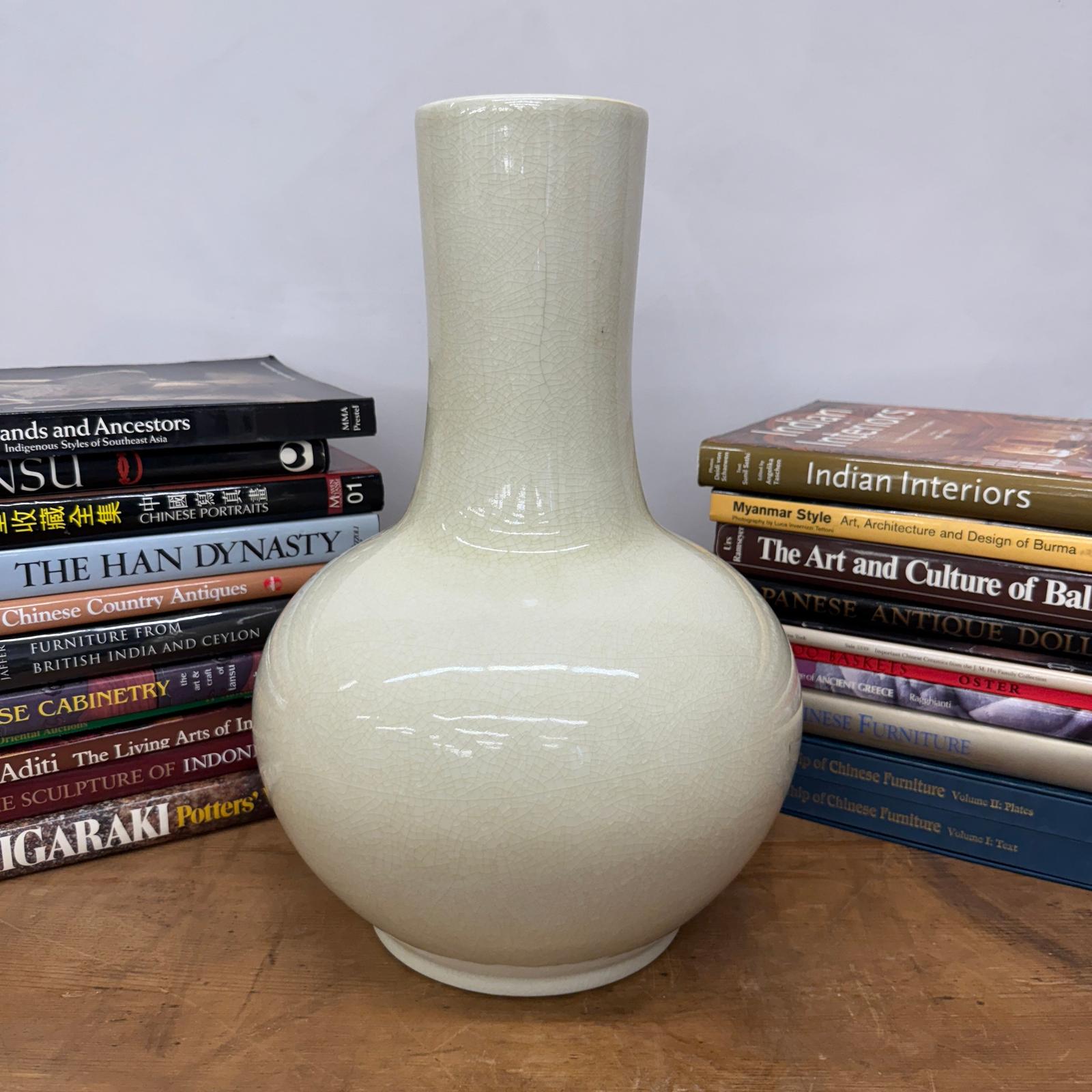 Winter Silk White Glazed Ceramic Vase with Bottle Shape, SKU , image 4
