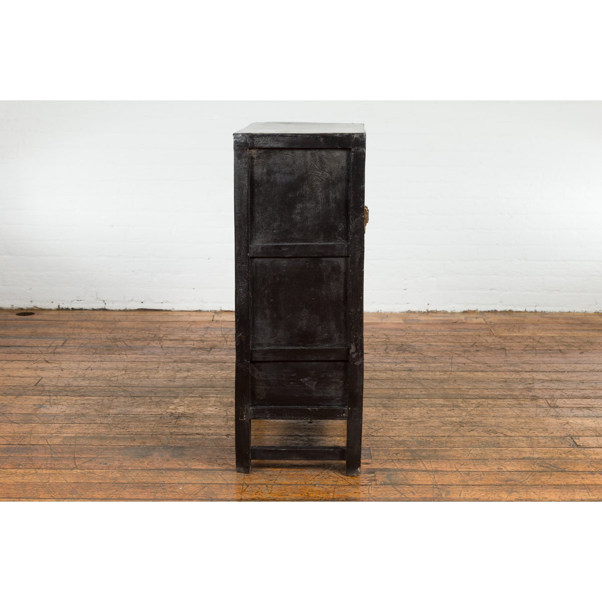 Chinese Qing Dynasty Period Red Lacquer Bedside Cabinet with Hand-Painted Décor-16. Asian &amp; Chinese Furniture, Art, Antiques, Vintage Home Décor for sale at FEA Home