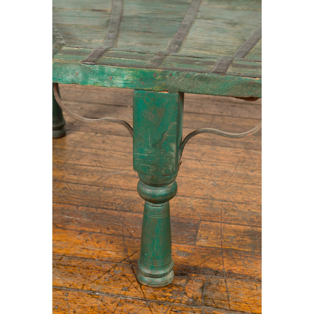 Indian 19th Century Green Painted Wood Bullock Cart Made into a Coffee Table-11. Asian &amp; Chinese Furniture, Art, Antiques, Vintage Home Décor for sale at FEA Home