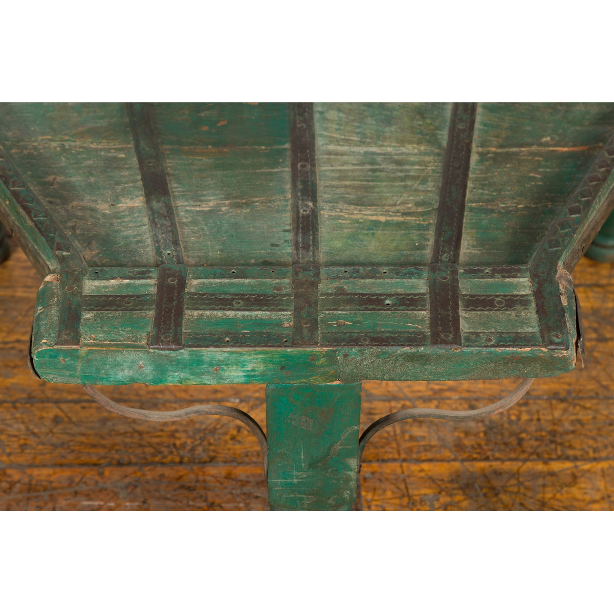 Indian 19th Century Green Painted Wood Bullock Cart Made into a Coffee Table-8. Asian &amp; Chinese Furniture, Art, Antiques, Vintage Home Décor for sale at FEA Home