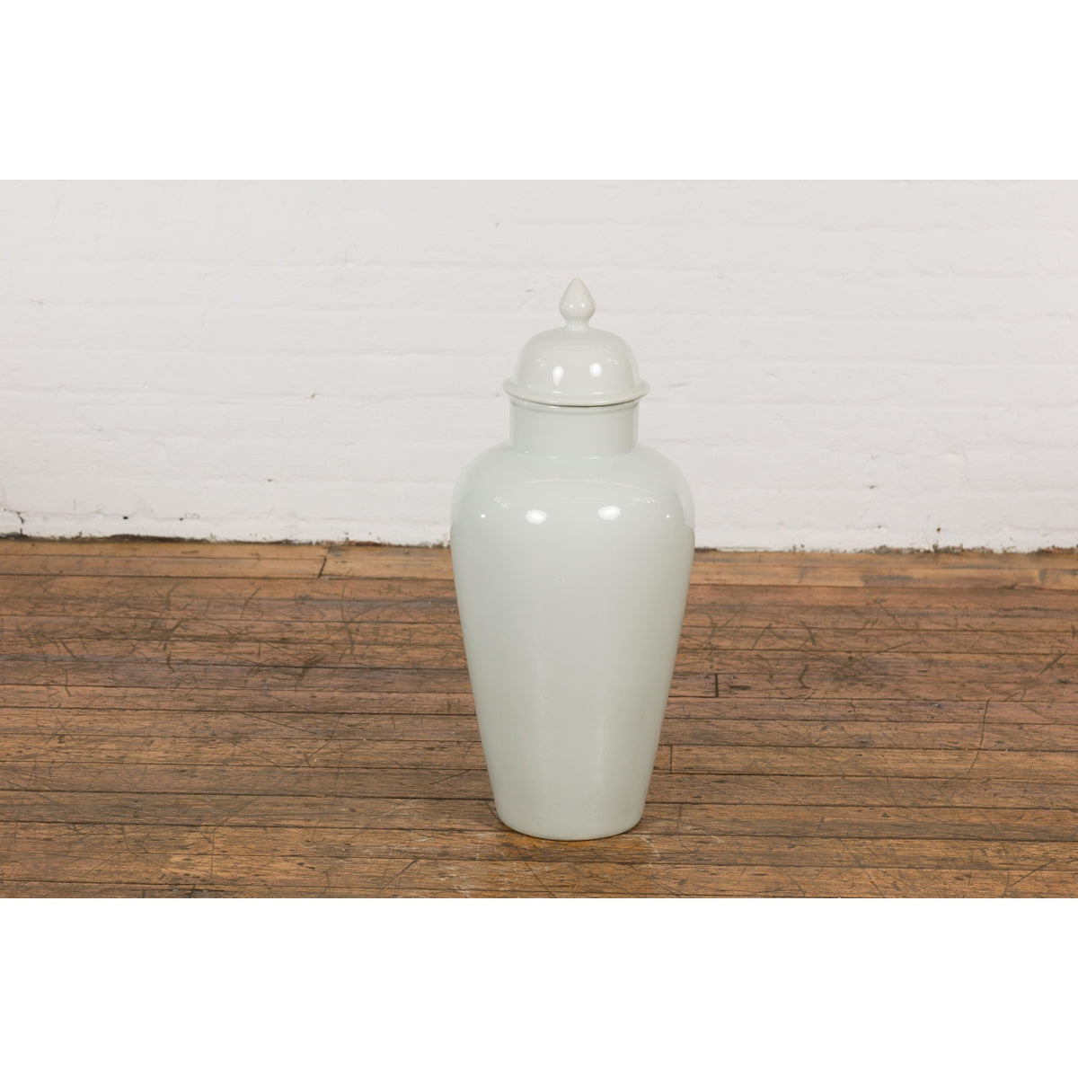 White Porcelain Vintage Vase with Lid-16. Asian &amp; Chinese Furniture, Art, Antiques, Vintage Home Décor for sale at FEA Home