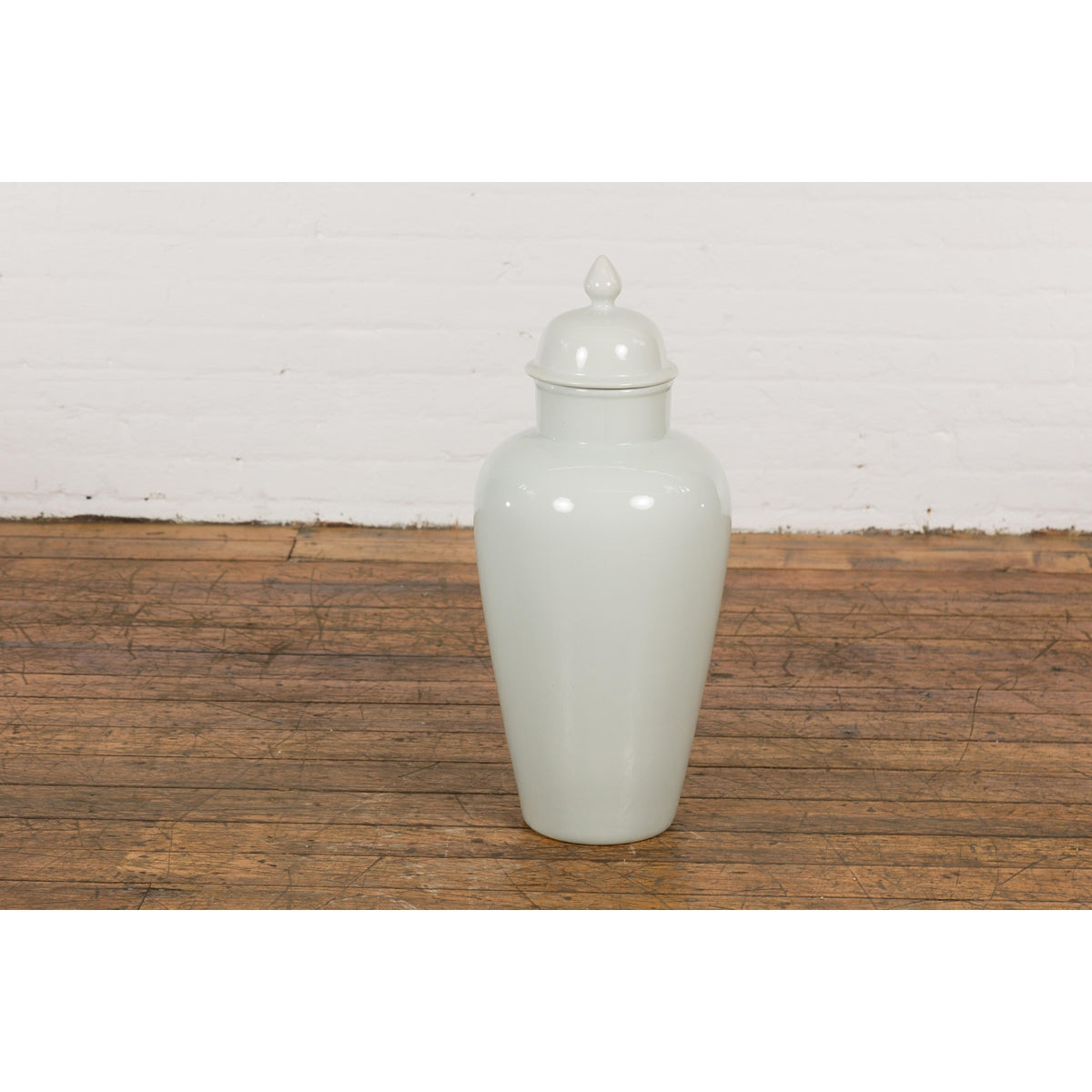 White Porcelain Vintage Vase with Lid-17. Asian &amp; Chinese Furniture, Art, Antiques, Vintage Home Décor for sale at FEA Home