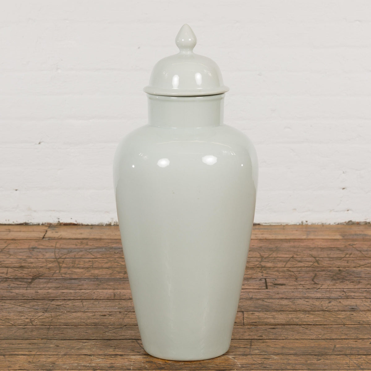 White Porcelain Vintage Vase with Lid-7. Asian &amp; Chinese Furniture, Art, Antiques, Vintage Home Décor for sale at FEA Home