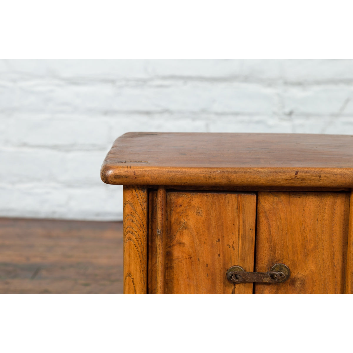 Chinese Qing Dynasty 19th Century Small Bedside Cabinet with Tapering Lines-4. Asian &amp; Chinese Furniture, Art, Antiques, Vintage Home Décor for sale at FEA Home