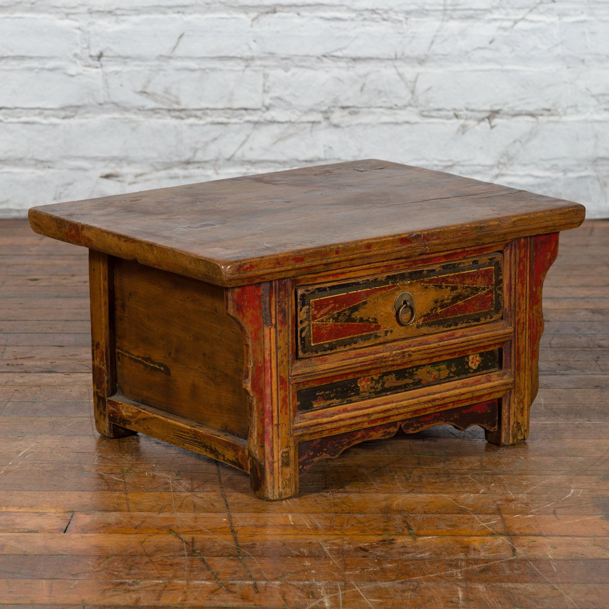 Chinese Fujian Province Qing Dynasty 19th Century Butterfly Low Drinks Table-12. Asian &amp; Chinese Furniture, Art, Antiques, Vintage Home Décor for sale at FEA Home