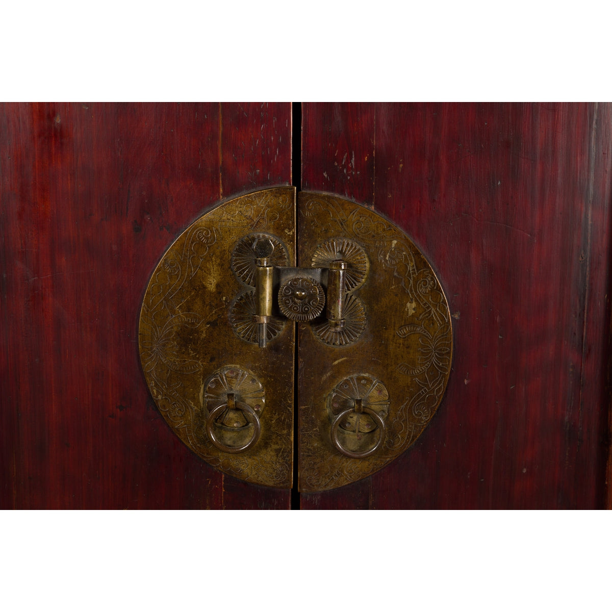 Large Chinese 19th Century Qing Dynasty Tapering Cabinet with Accordion Doors-6. Asian &amp; Chinese Furniture, Art, Antiques, Vintage Home Décor for sale at FEA Home
