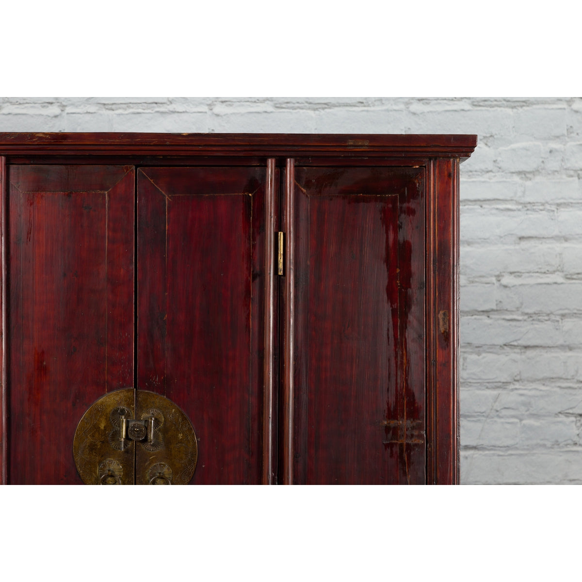 Large Chinese 19th Century Qing Dynasty Tapering Cabinet with Accordion Doors-8. Asian &amp; Chinese Furniture, Art, Antiques, Vintage Home Décor for sale at FEA Home