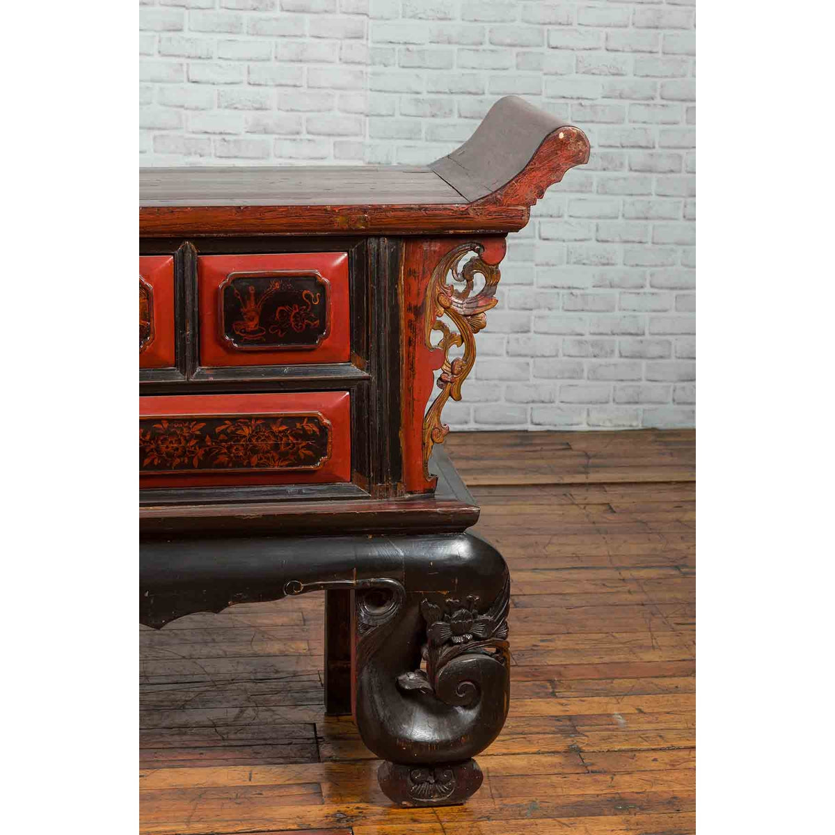 Chinese Red and Black Lacquered 19th Century Altar Coffer Table with Chinoiserie-7. Asian &amp; Chinese Furniture, Art, Antiques, Vintage Home Décor for sale at FEA Home
