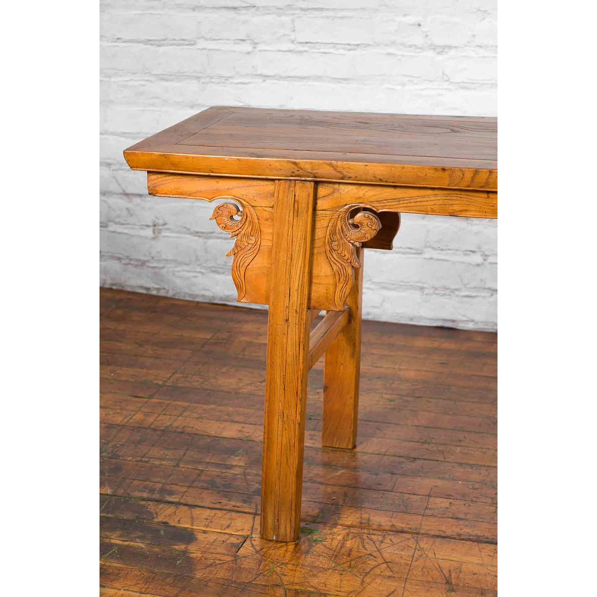 Chinese Qing Dynasty Shandong Altar Console Table with Carved Scrolling Motifs-5. Asian &amp; Chinese Furniture, Art, Antiques, Vintage Home Décor for sale at FEA Home