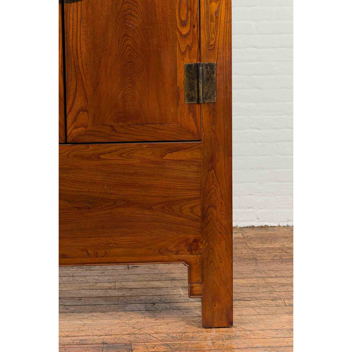 Chinese Qing Dynasty 19th Century Nicely Grained Cabinet with Medallion Lock-9. Asian &amp; Chinese Furniture, Art, Antiques, Vintage Home Décor for sale at FEA Home