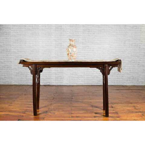 Chinese 19th Century Qing Dynasty Altar Console Table with Carved Spandrels