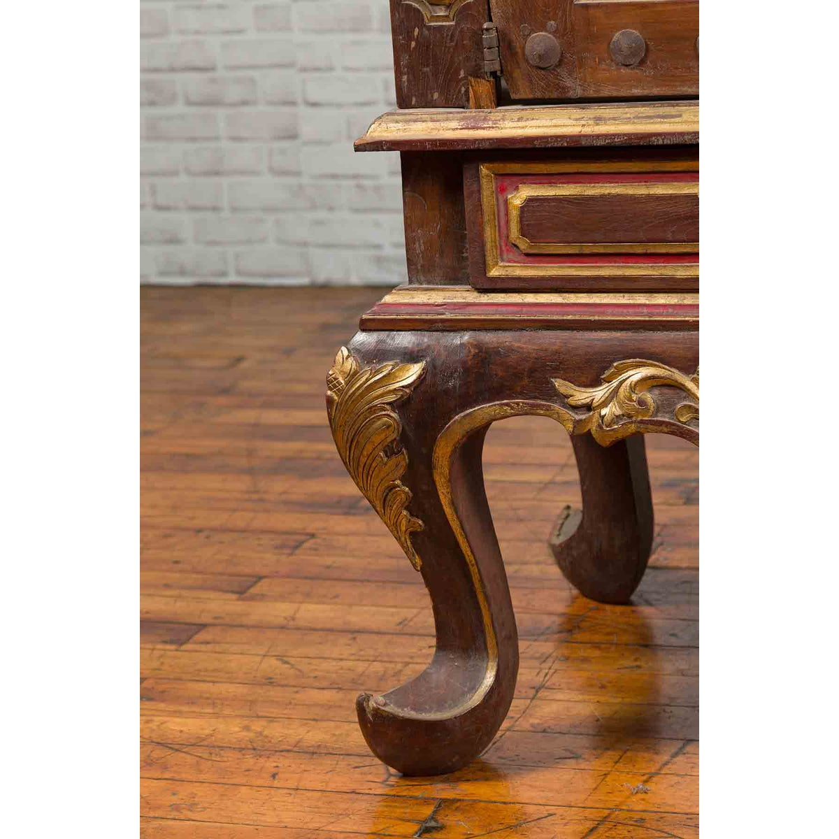 Dutch Colonial Early 20th Century Bonnet Top Gilded Cabinet with Glass Doors-11. Asian &amp; Chinese Furniture, Art, Antiques, Vintage Home Décor for sale at FEA Home