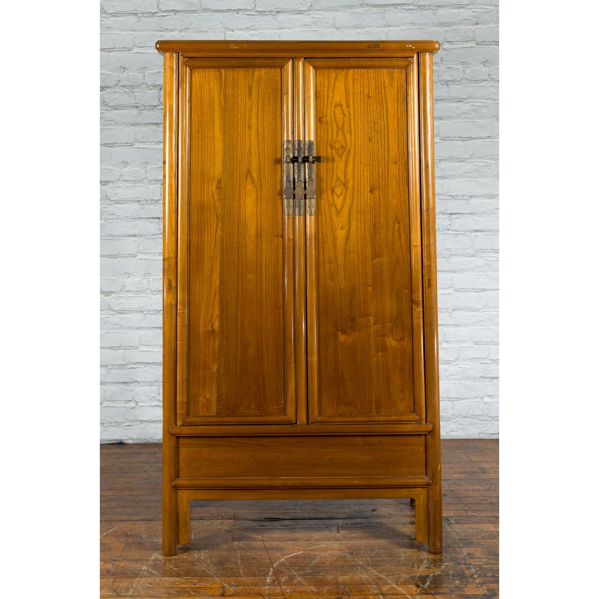 Chinese Qing Dynasty 19th Century Elmwood Noodle Cabinet with Hidden Drawers-5. Asian &amp; Chinese Furniture, Art, Antiques, Vintage Home Décor for sale at FEA Home