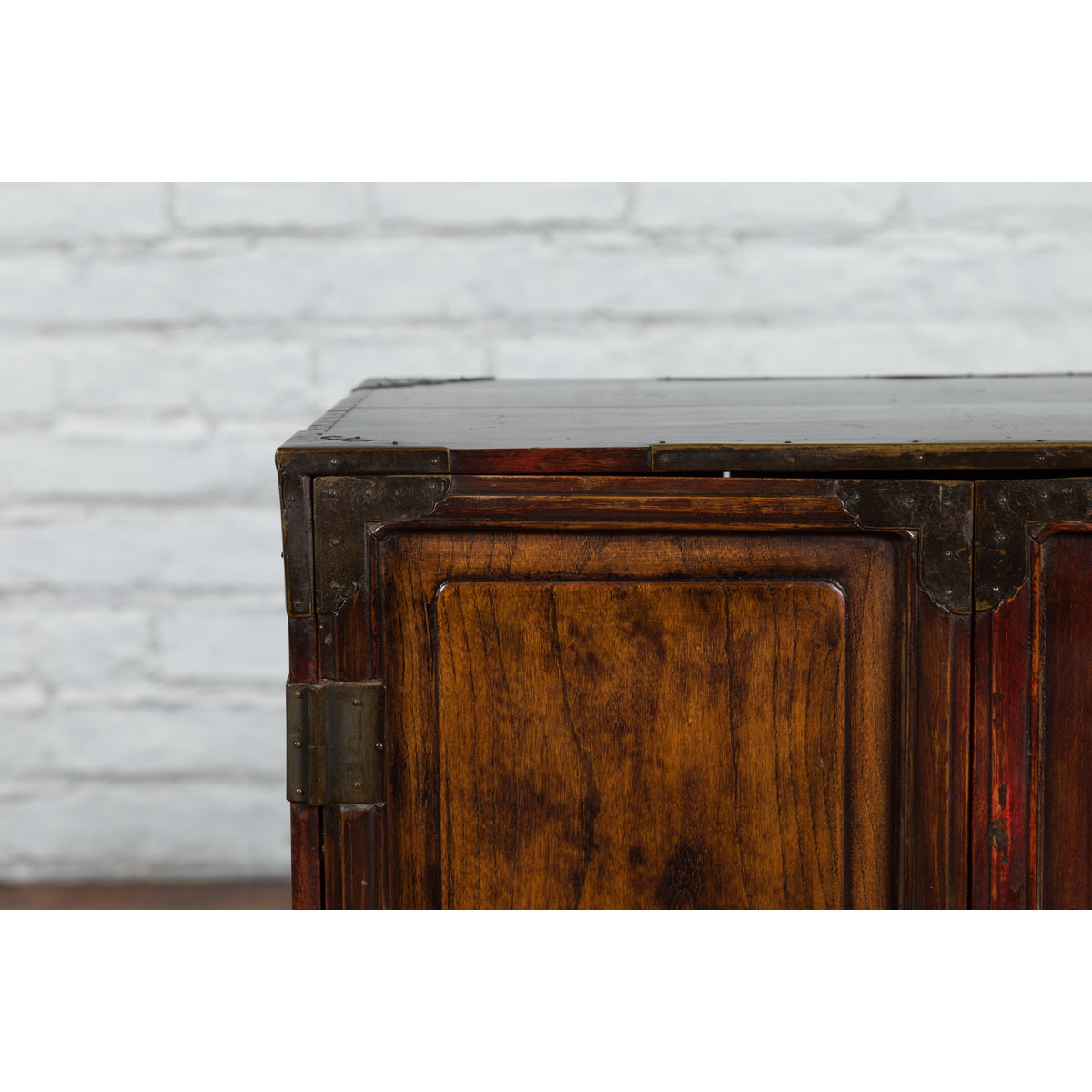 Chinese Qing Dynasty 19th Century Bedside Cabinet with Brass Ornaments-7. Asian &amp; Chinese Furniture, Art, Antiques, Vintage Home Décor for sale at FEA Home