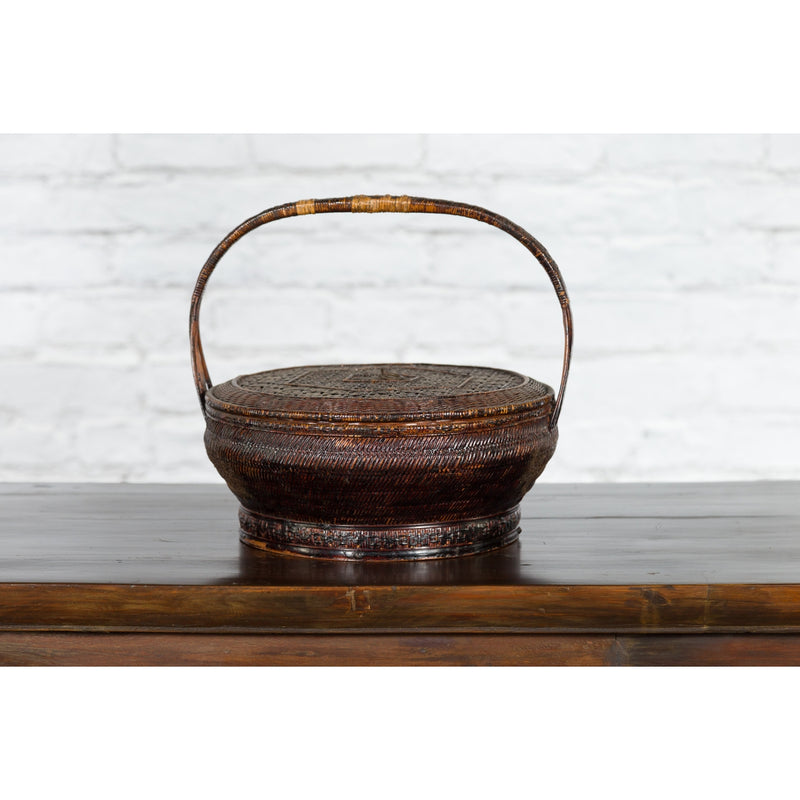 19th Century Chinese Qing Dynasty Handwoven Rattan and Bamboo Basket with Handle-2. Asian & Chinese Furniture, Art, Antiques, Vintage Home Décor for sale at FEA Home