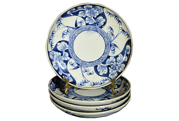 Set of 4 Antique Hand Painted Imari Plates-1. Asian & Chinese Furniture, Art, Antiques, Vintage Home Décor for sale at FEA Home