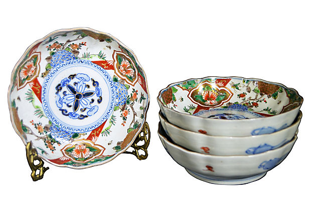 Set of 4 Antique Hand-Painted Imari Bowls-1. Asian & Chinese Furniture, Art, Antiques, Vintage Home Décor for sale at FEA Home