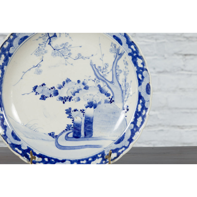 19th Century Japanese Porcelain Plate with Hand-Painted Blue and White Décor-YN4790-14. Asian & Chinese Furniture, Art, Antiques, Vintage Home Décor for sale at FEA Home