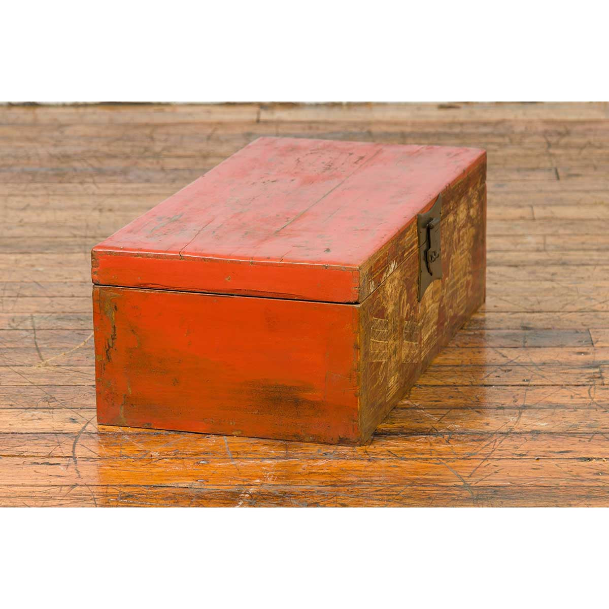 Chinese Vintage Red Lacquered Box with Golden Motifs and Bronze Hardware-9. Asian &amp; Chinese Furniture, Art, Antiques, Vintage Home Décor for sale at FEA Home
