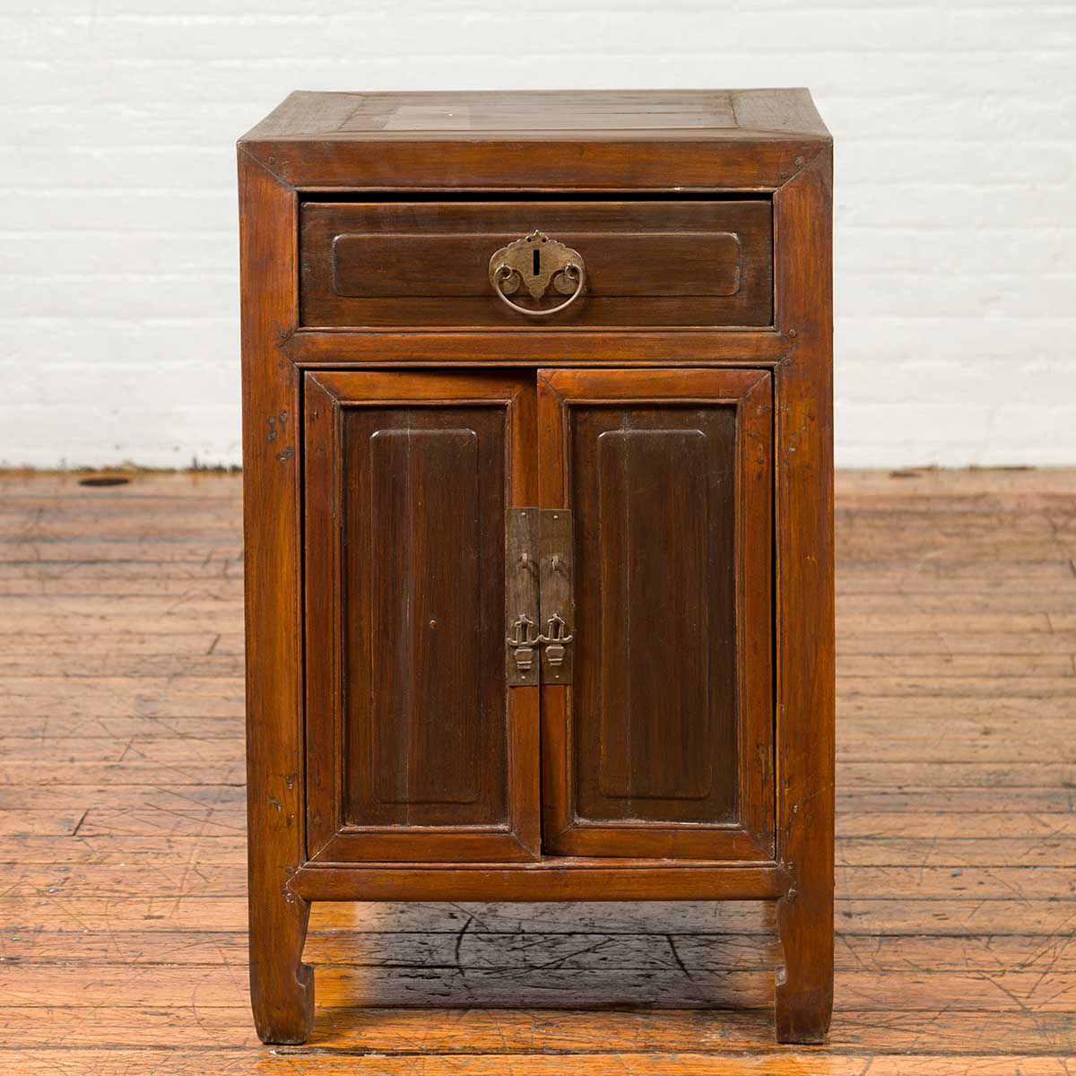 Vintage Chinese Midcentury Two-Toned Side Table with Drawer and Double Doors-2. Asian & Chinese Furniture, Art, Antiques, Vintage Home Décor for sale at FEA Home