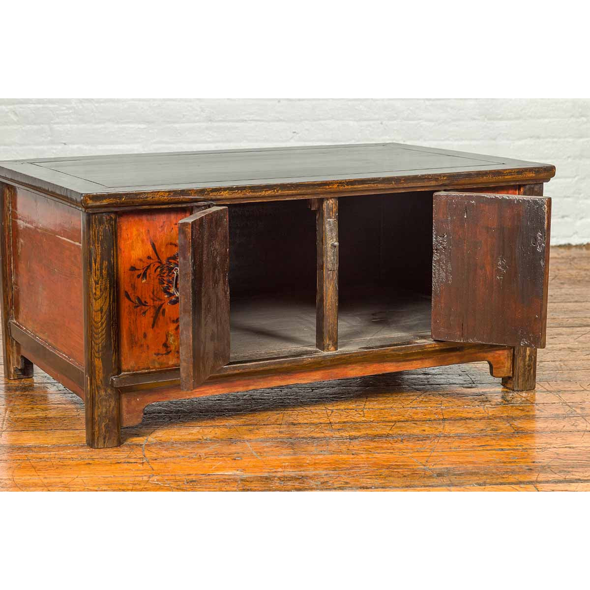 Chinese Qing 19th Century Coffee Table with Storage and Painted Floral Decor-5. Asian &amp; Chinese Furniture, Art, Antiques, Vintage Home Décor for sale at FEA Home