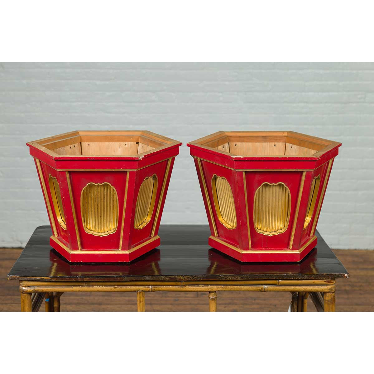 Japanese Taishō Gold and Red Lacquer Hexagonal Planters with Reeded Cartouches-6. Asian &amp; Chinese Furniture, Art, Antiques, Vintage Home Décor for sale at FEA Home