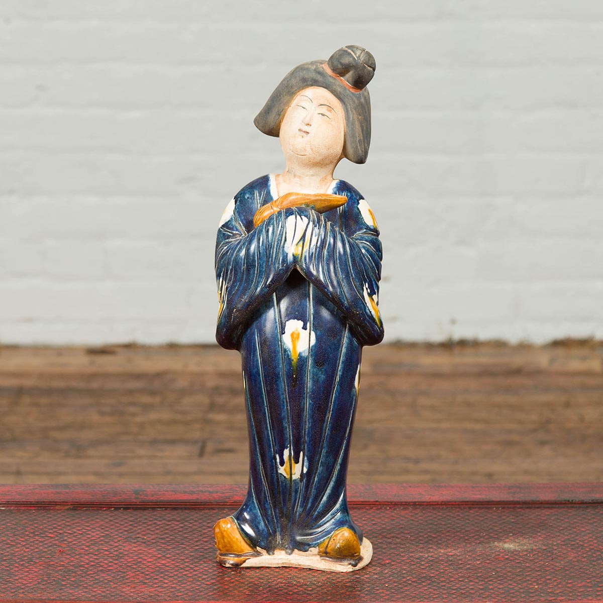 Small Chinese Statue of a Court Lady Wearing Blue Kimono and Holding a Baby-2. Asian & Chinese Furniture, Art, Antiques, Vintage Home Décor for sale at FEA Home