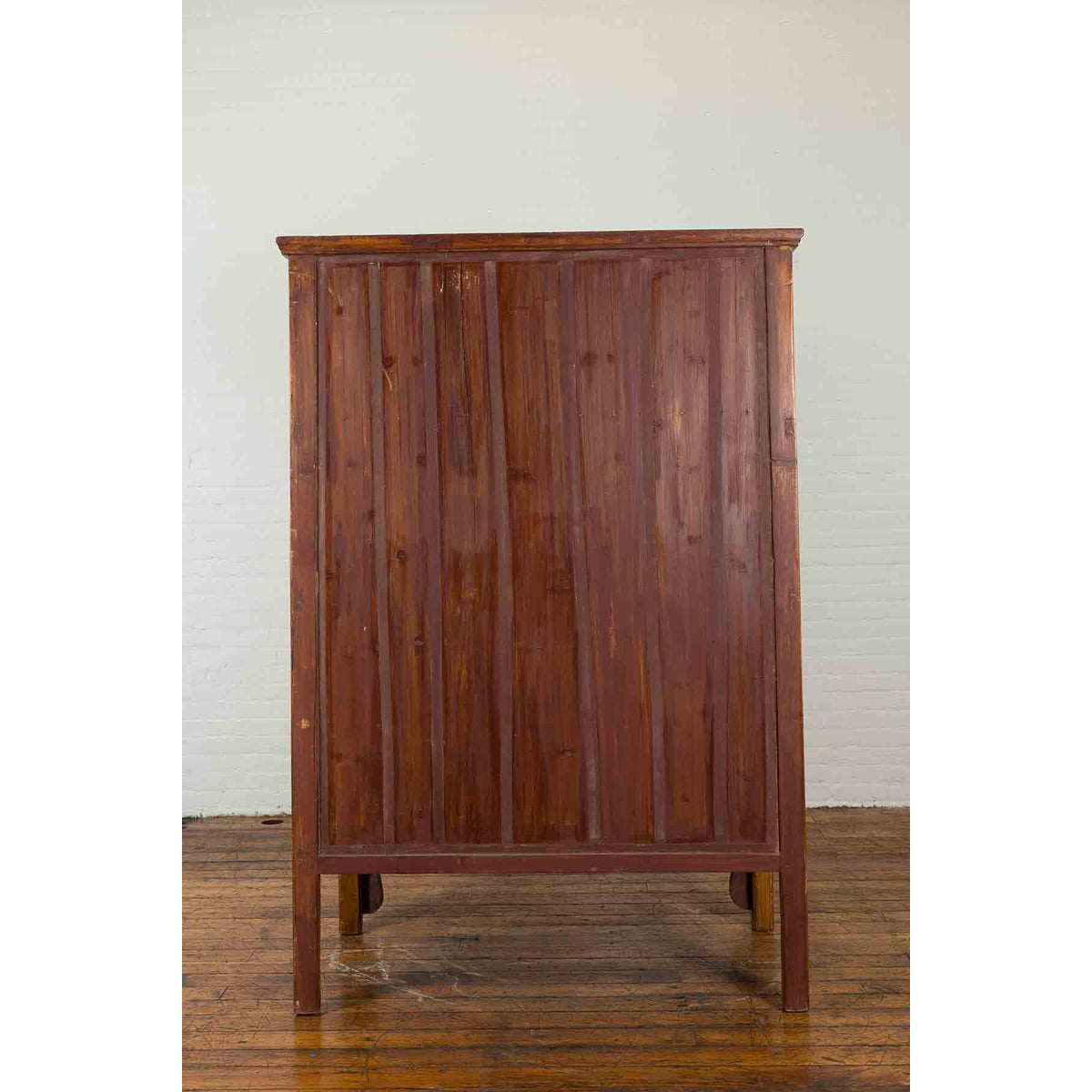 Chinese Qing Dynasty 19th Century Tapered Cabinet with Round Medallion Hardware-13. Asian &amp; Chinese Furniture, Art, Antiques, Vintage Home Décor for sale at FEA Home
