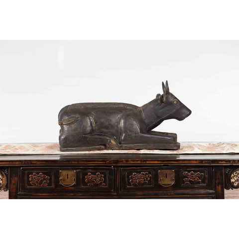 Indian Vintage Carved Wooden Bull Sculpture Depicting Guardian Deity Nandi
