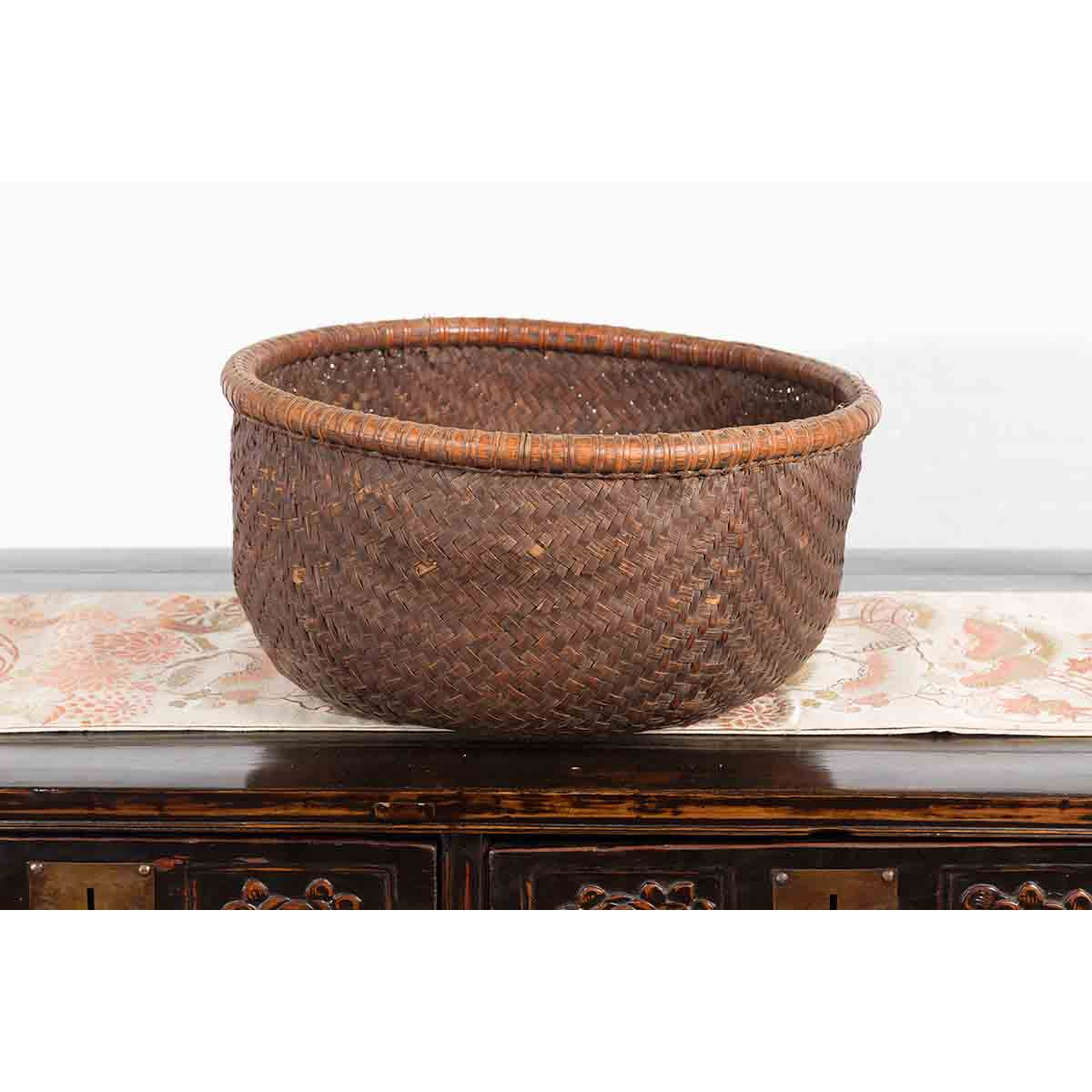 Rustic Chinese Qing Dynasty 19th Century Woven Rattan Round Grain Basket-9. Asian &amp; Chinese Furniture, Art, Antiques, Vintage Home Décor for sale at FEA Home