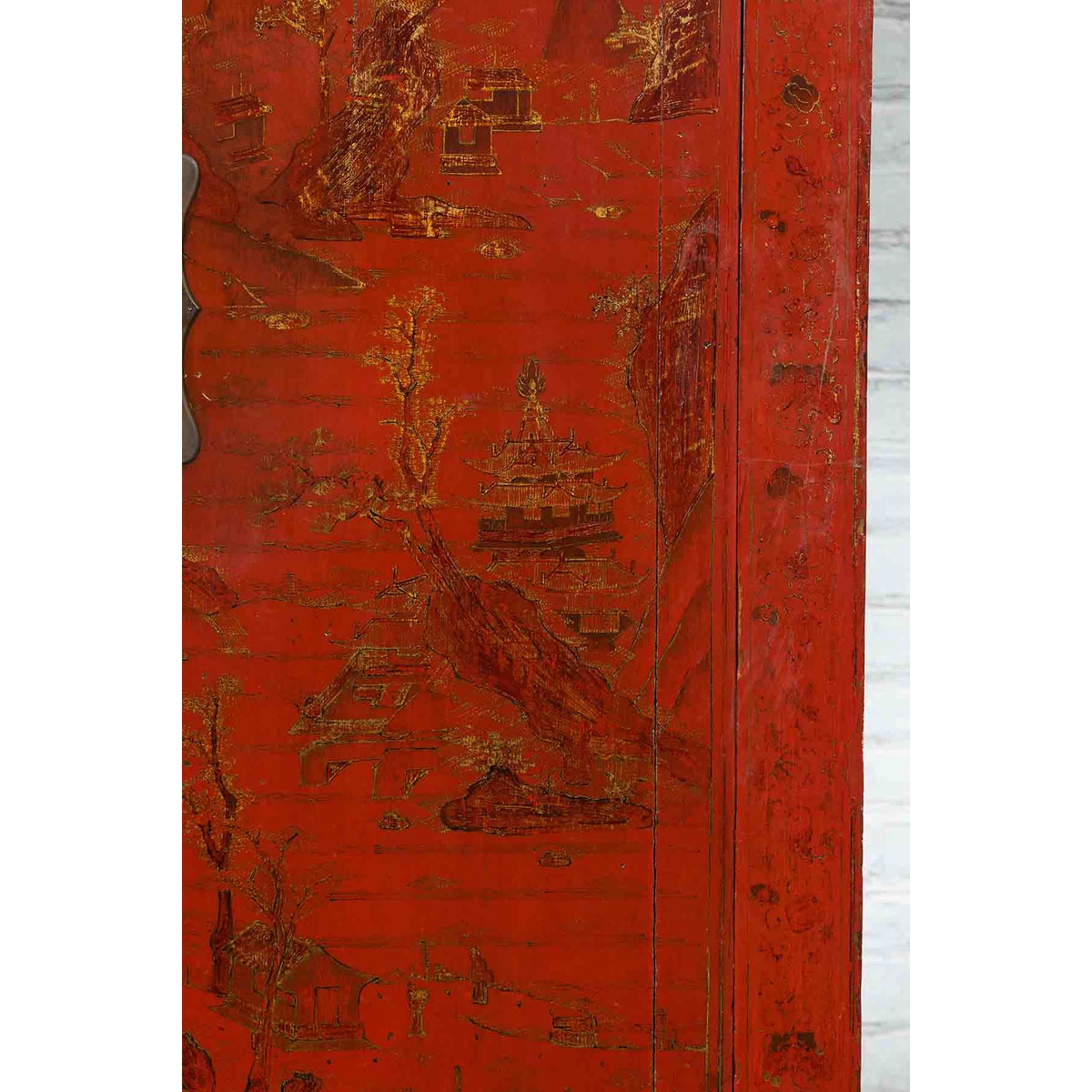Qing Dynasty Red Lacquer 19th Century Cabinet with Gilded Chinoiserie Décor-10. Asian &amp; Chinese Furniture, Art, Antiques, Vintage Home Décor for sale at FEA Home