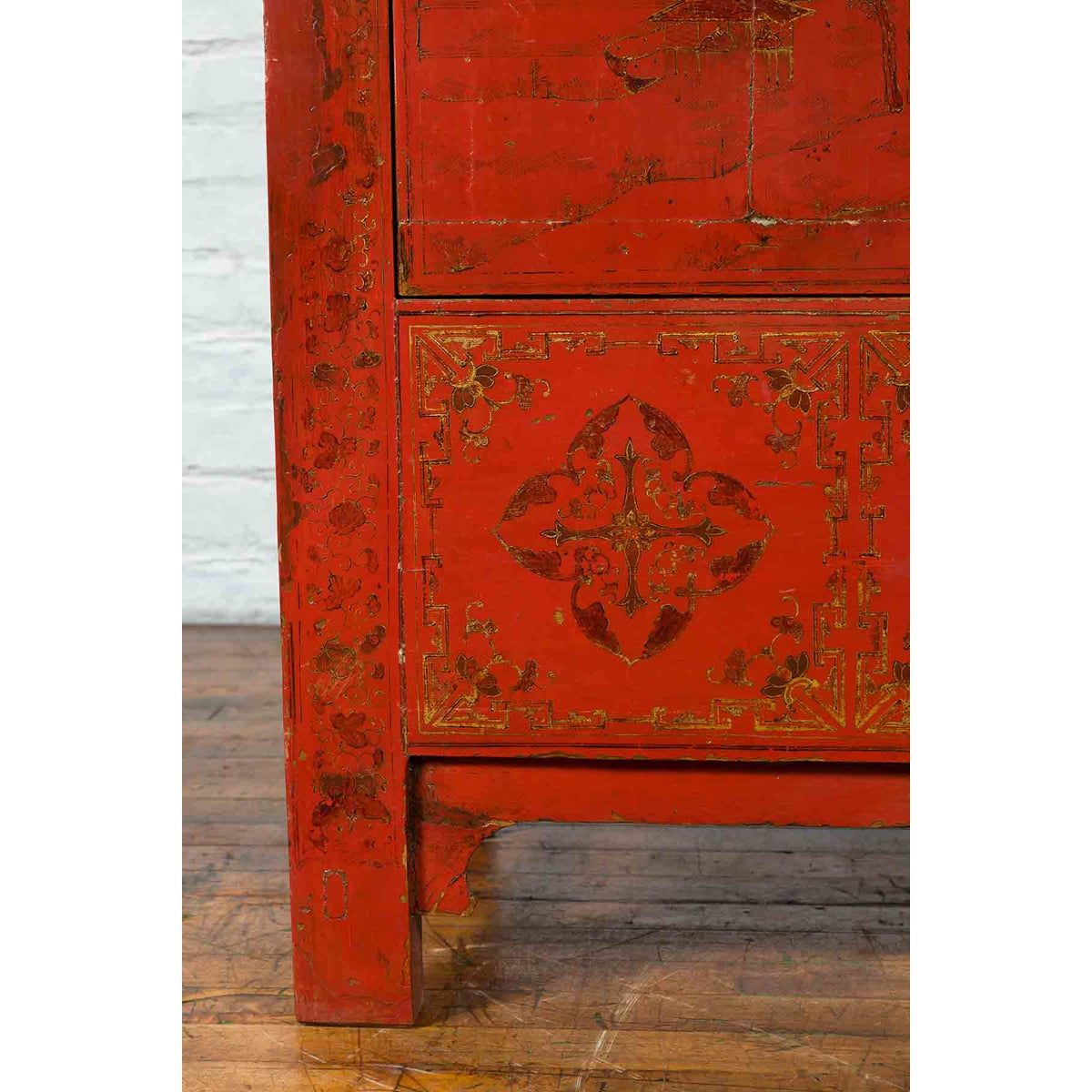 Qing Dynasty Red Lacquer 19th Century Cabinet with Gilded Chinoiserie Décor-12. Asian &amp; Chinese Furniture, Art, Antiques, Vintage Home Décor for sale at FEA Home